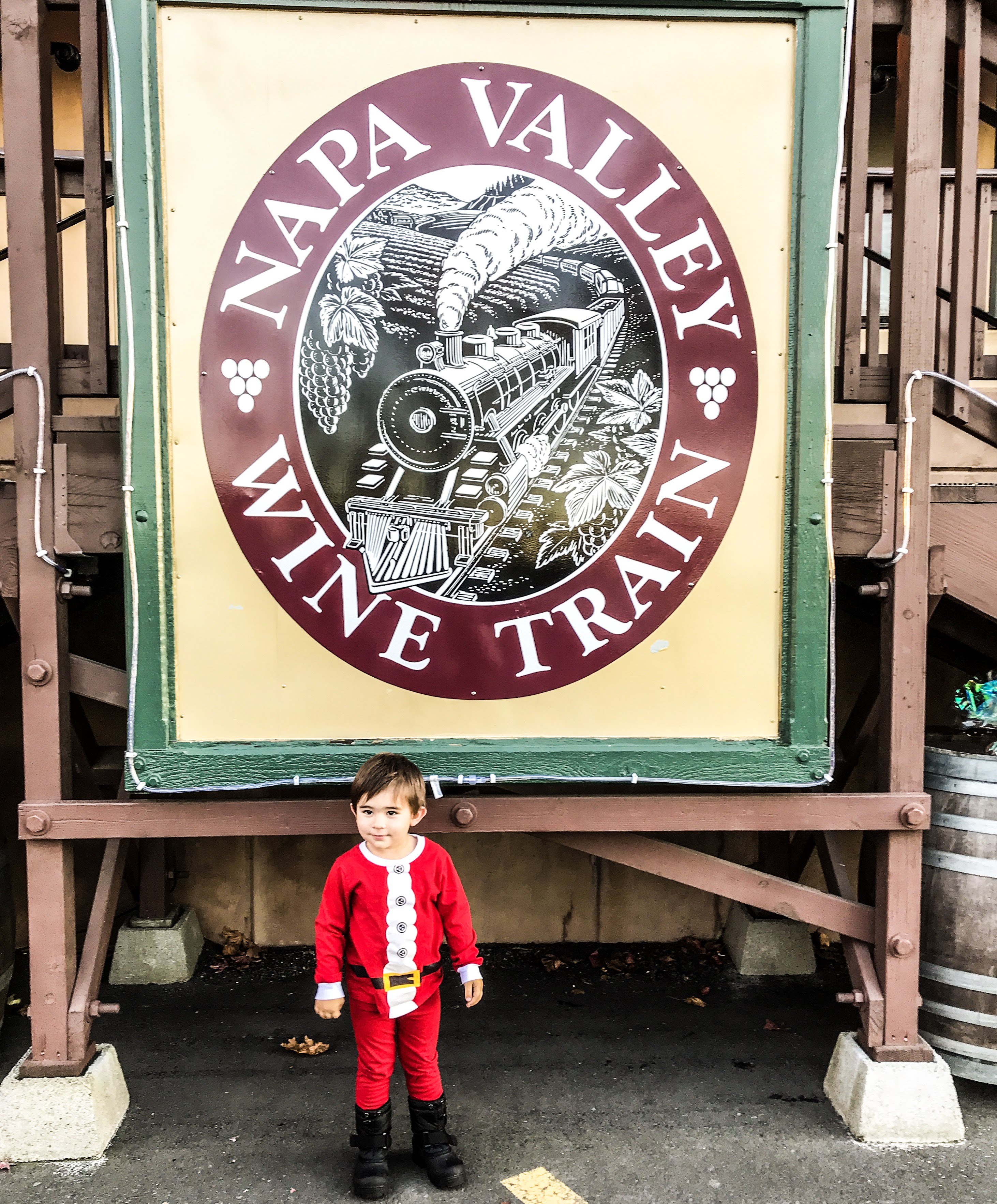 Napa Valley Santa Wine Train Review Henry and Andrew's Guide