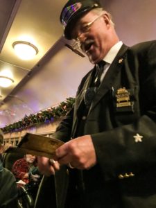 Polar Express Train with Kids | Review of the Sacramento Polar Express Train | Henry and Andrew's Guide (www.henryandandrewsguide.com)