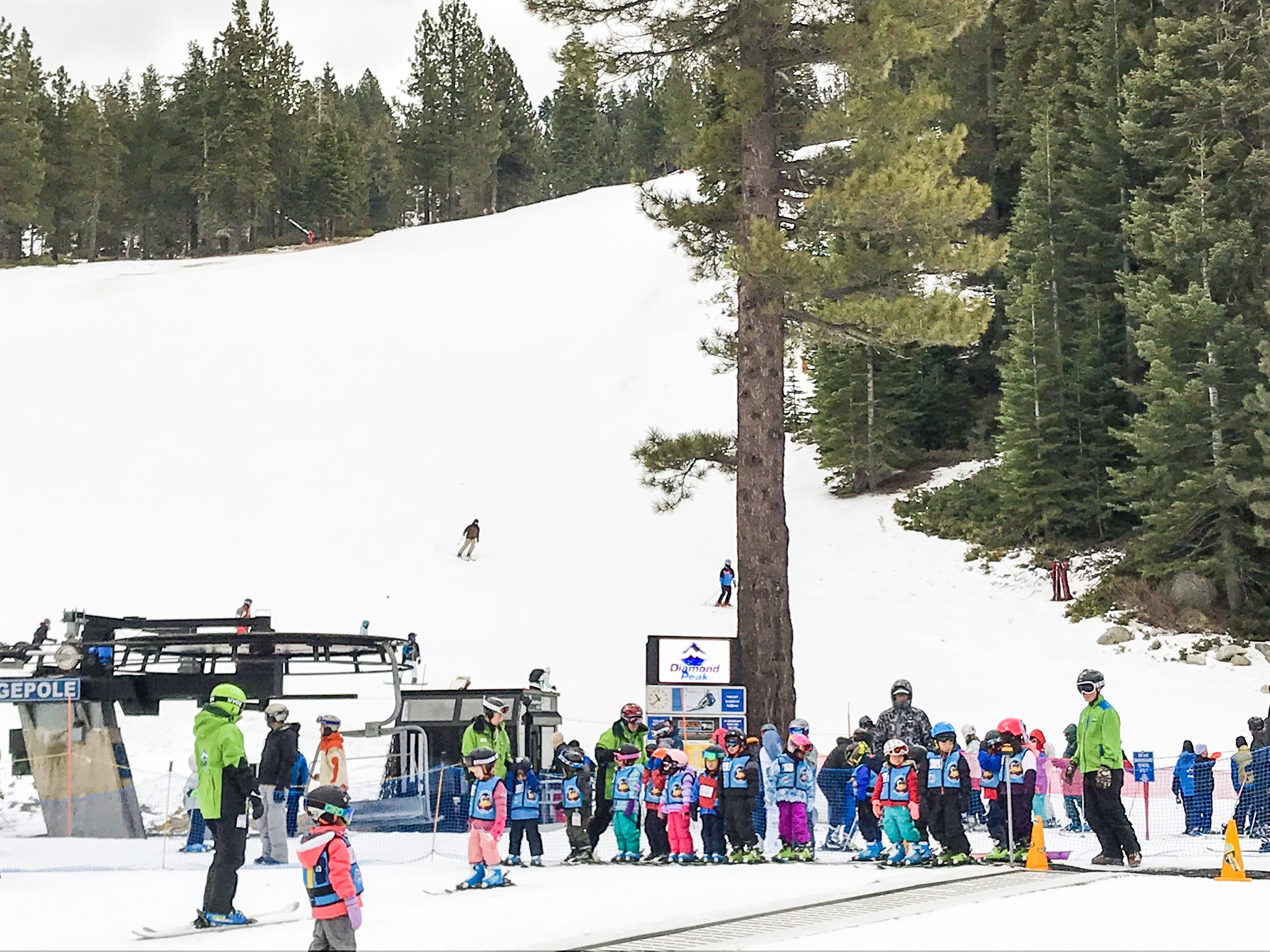 Review of Diamond Peak Ski Resort for Families with Kids | Tahoe with Kids | Family Friendly Ski Resorts | Henry and Andrew’s Guide (www.henryandandrewsguide.com)