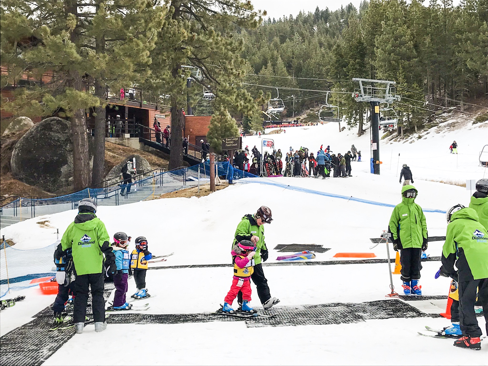 Review of Diamond Peak Ski Resort for Families with Kids | Tahoe with Kids | Family Friendly Ski Resorts | Henry and Andrew’s Guide (www.henryandandrewsguide.com)