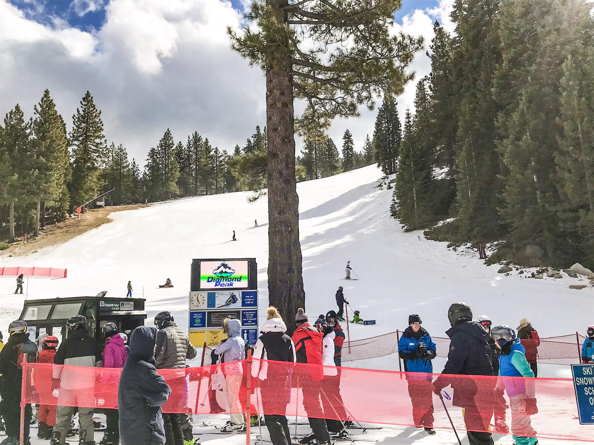 Review of Diamond Peak Ski Resort for Families with Kids | Tahoe with Kids | Family Friendly Ski Resorts | Henry and Andrew’s Guide (www.henryandandrewsguide.com)