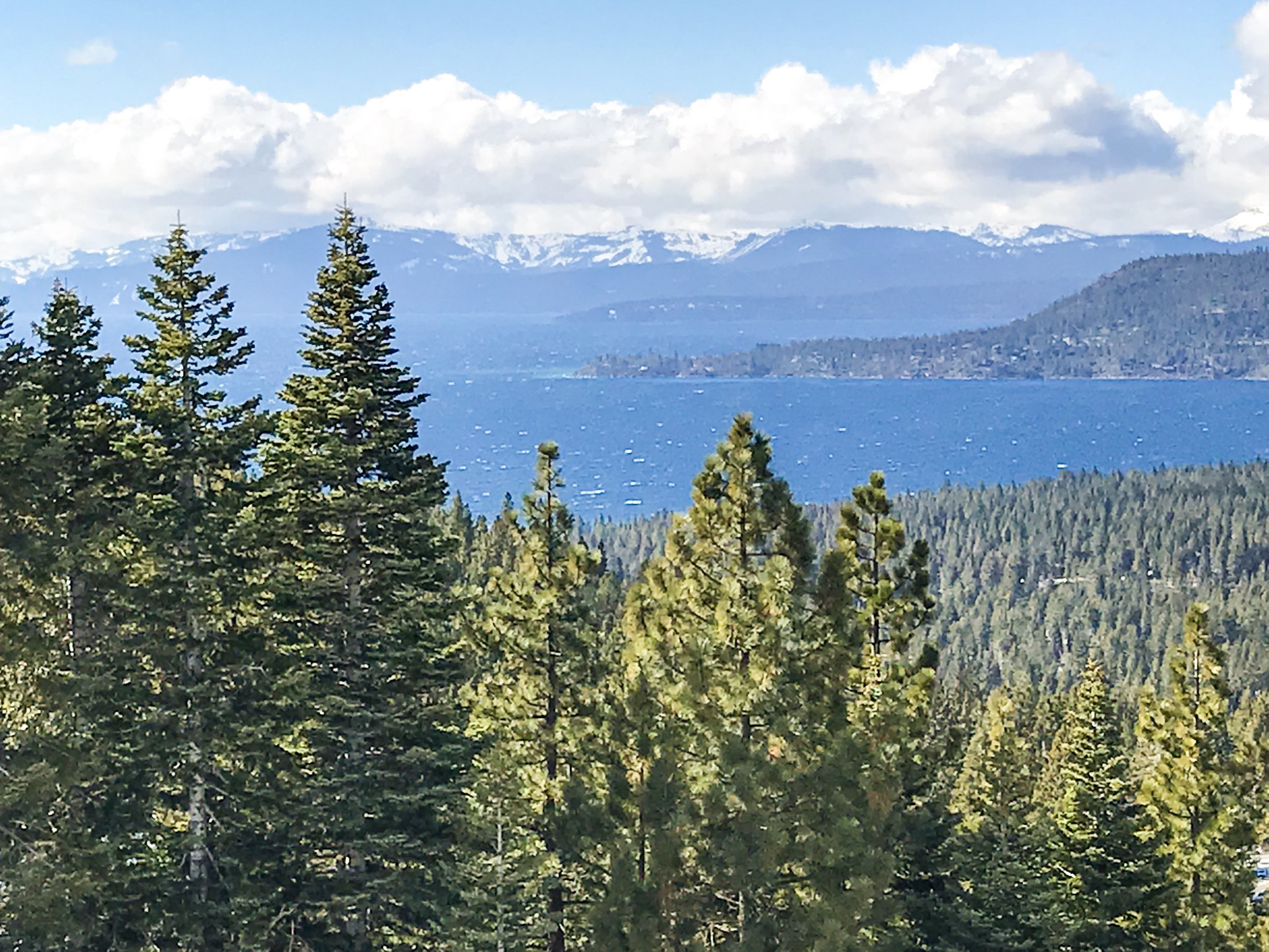 Review of Diamond Peak Ski Resort for Families with Kids | Tahoe with Kids | Family Friendly Ski Resorts | Henry and Andrew’s Guide (www.henryandandrewsguide.com)