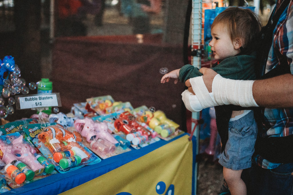 Tips on Going to Hot Air Balloon Festivals with Kids | #hotairballoons #festivals #hotairballoonfestival #familytravel #sonoma #hotairballoonfestivalphotography