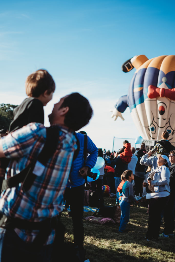 Tips on Going to Hot Air Balloon Festivals with Kids | #hotairballoons #festivals #hotairballoonfestival #familytravel #sonoma #hotairballoonfestivalphotography