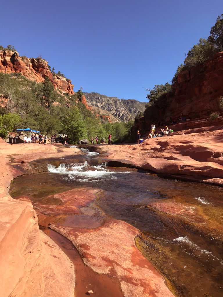 Where to see amazing views in Sedona with minimal to no hiking #sedona #arizona #hiking #cathedralrock #allaccessible #sunset #sedonasunset #sunrise #sedonasurise #sliderock #airportmesa #mainstreetsedona